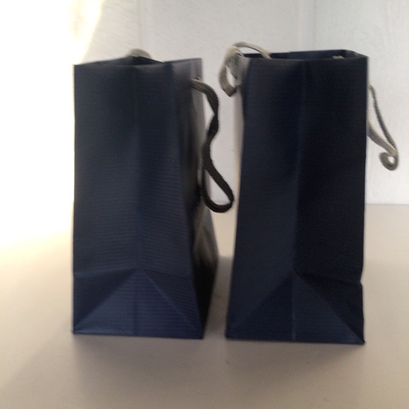 SWAROVSKI GIFT BAGS SET OF TWO - Picture 8 of 8